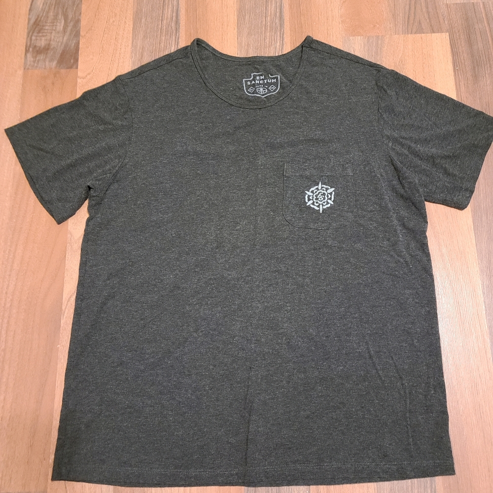 En Sanctum surf T shirt